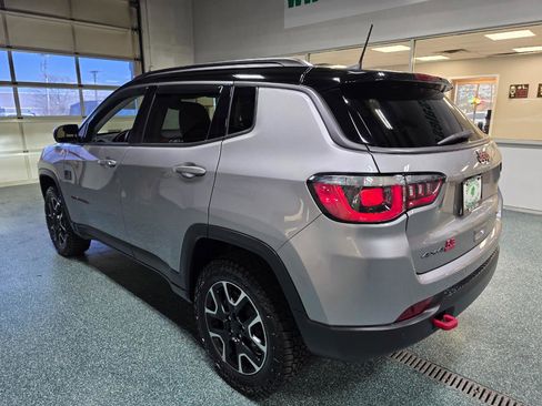 Used 2019 Jeep Compass Trailhawk w/ Leather Interior Group image 9