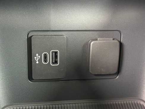 New 2026 Ford Explorer Active w/ Active Comfort Package image 12