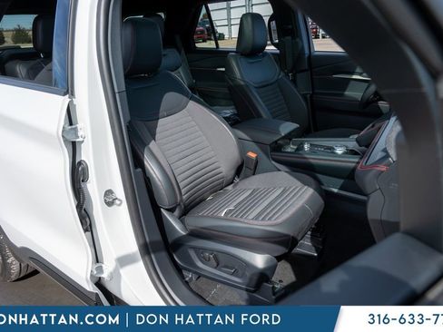 New 2026 Ford Explorer ST-Line w/ ST-Line Street Pack image 29