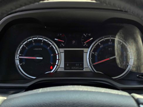 Used 2018 Toyota 4Runner Limited AWD/4WD image 27