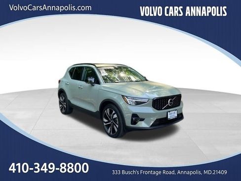 Certified 2023 Volvo XC40 B5 Plus w/ Climate Package AWD/4WD image 1