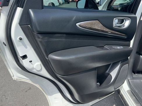 Used 2013 INFINITI JX35 AWD w/ Premium Pkg image 26