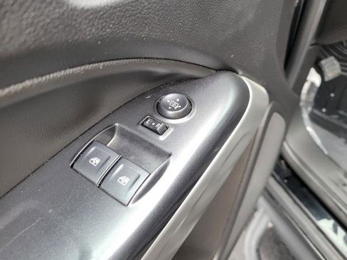 Used 2019 Chevrolet Colorado LT w/ Redline Special Edition image 17