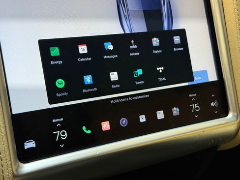 Used 2014 Tesla Model S P85 image 28