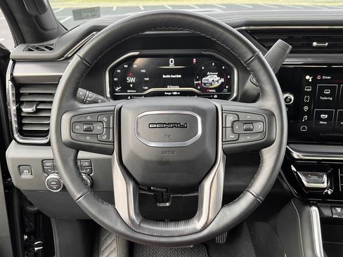 Used 2025 GMC Sierra 3500 Denali Ultimate image 27