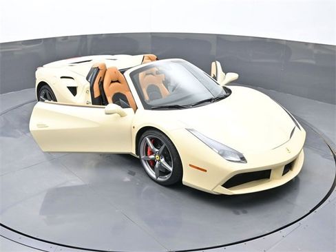 Used 2017 Ferrari 488 Spider image 26