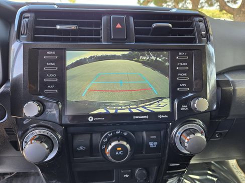 Used 2023 Toyota 4Runner TRD Off-Road Premium image 10