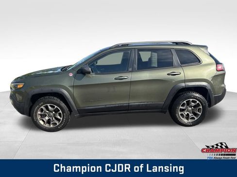 Used 2020 Jeep Cherokee Trailhawk w/ Cold Weather Group AWD/4WD image 4