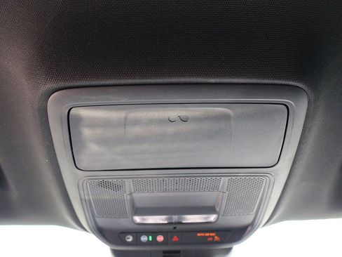 Used 2024 GMC Acadia Elevation image 51