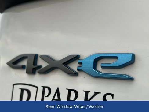 Used 2024 Jeep Wrangler Unlimited w/ Convenience Group AWD/4WD image 36