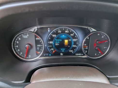 Used 2018 GMC Acadia Denali w/ Technology Package FWD image 16