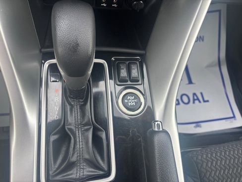 Used 2023 Mitsubishi Eclipse Cross LE AWD/4WD image 22