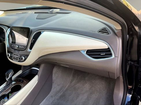Used 2024 Chevrolet Malibu LT FWD image 27