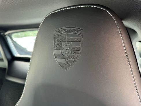 Used 2025 Porsche 718 Boxster image 22