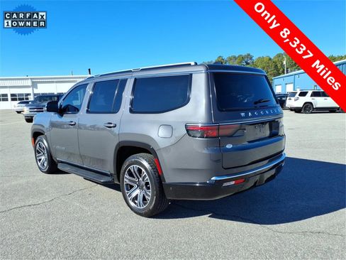 Used 2024 Jeep Wagoneer Series II w/ Convenience Group I image 3