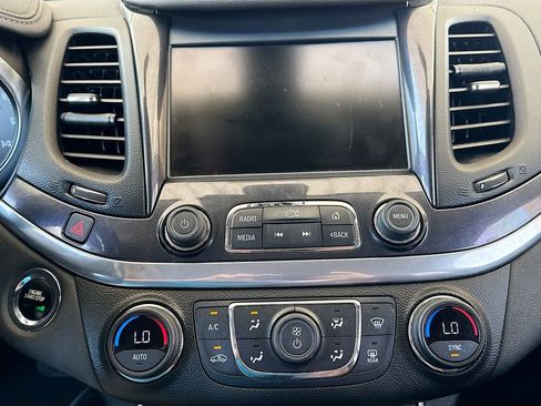 Used 2019 Chevrolet Impala LT image 16