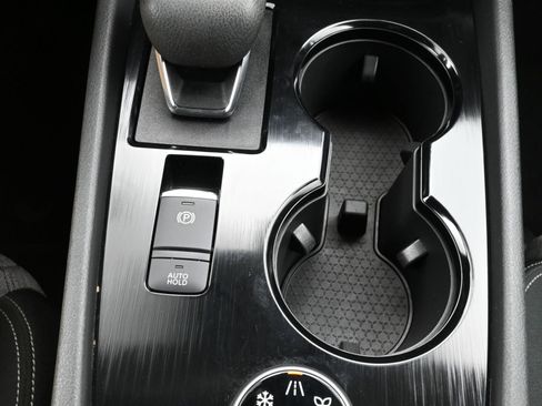 Used 2023 Nissan Rogue SV image 19