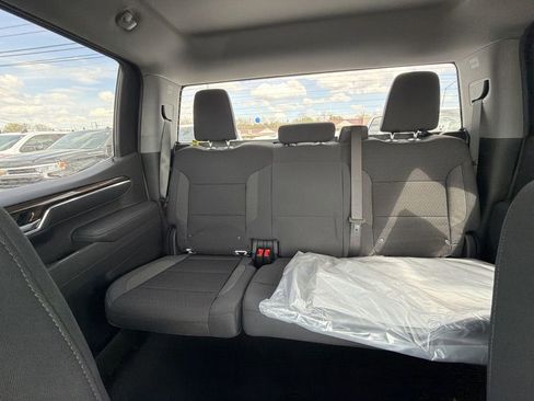 New 2026 Chevrolet Silverado 1500 LT image 28