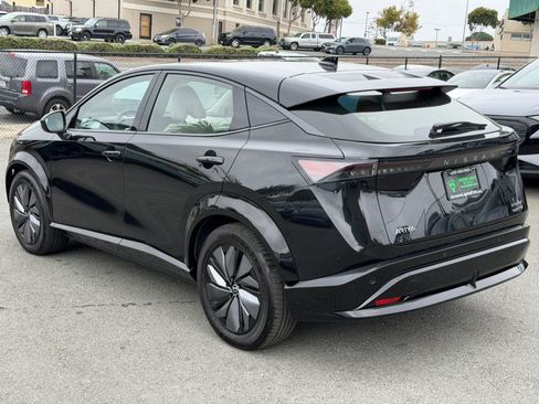 Used 2024 Nissan Ariya AWD image 7