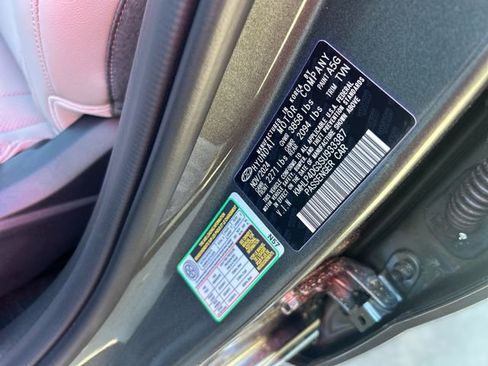 New 2025 Hyundai Elantra Limited image 43