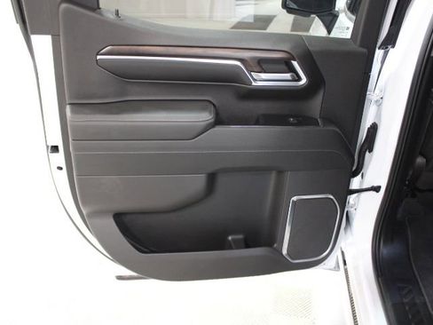 Used 2023 GMC Sierra 1500 SLT w/ X31 Off-Road Package image 20