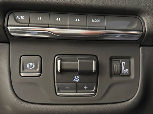 New 2025 Cadillac Escalade ESV Sport w/ LPO, ONYX Package image 19