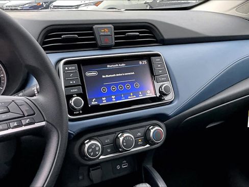 New 2025 Nissan Versa SV image 6