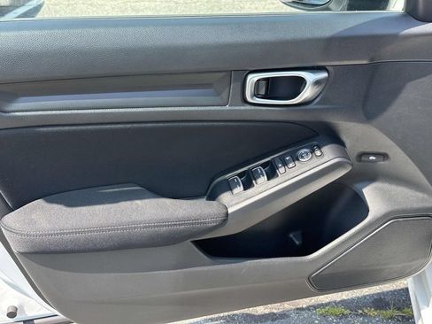Used 2025 Honda Civic Sport image 14