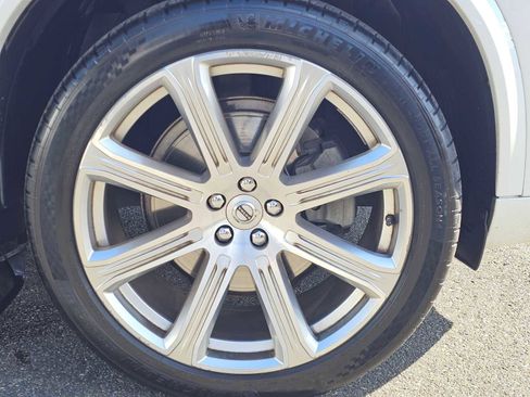 Used 2018 Volvo XC90 T6 Inscription w/ Convenience Package image 9