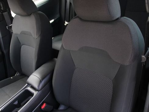 Certified 2025 Nissan Kicks S AWD/4WD image 5