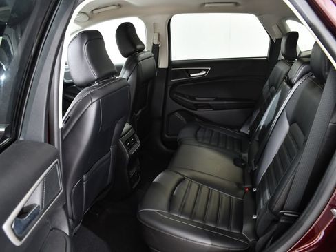 Used 2024 Ford Edge SEL w/ Convenience Package AWD/4WD image 16