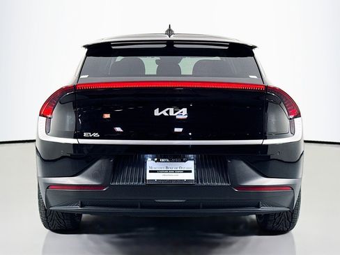Used 2024 Kia EV6 Light RWD image 4