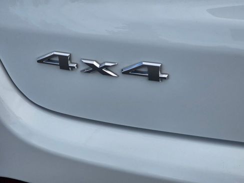 Used 2024 Jeep Compass Limited image 16