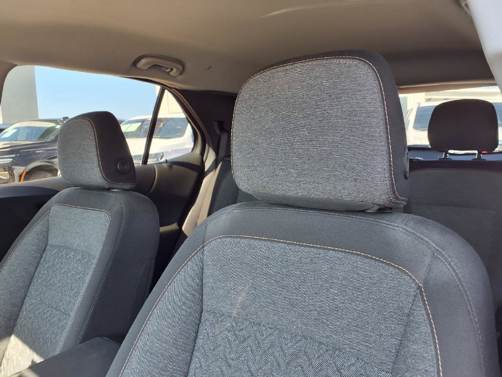 Used 2024 Chevrolet Equinox LT w/ LPO, Floor Liner Package FWD image 18