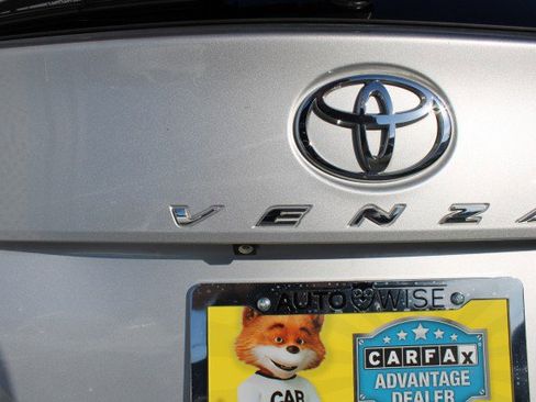 Used 2013 Toyota Venza XLE image 9