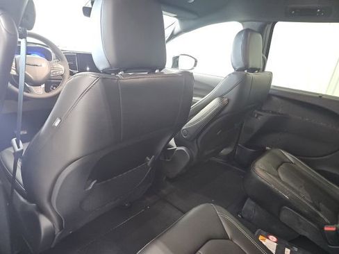 New 2026 Chrysler Voyager LX image 19