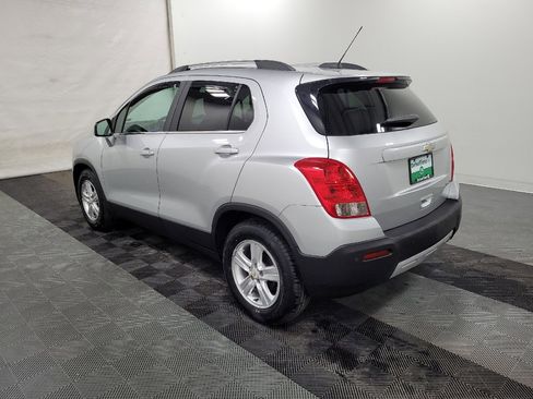 Used 2016 Chevrolet Trax LT w/ LT Convenience Package image 3