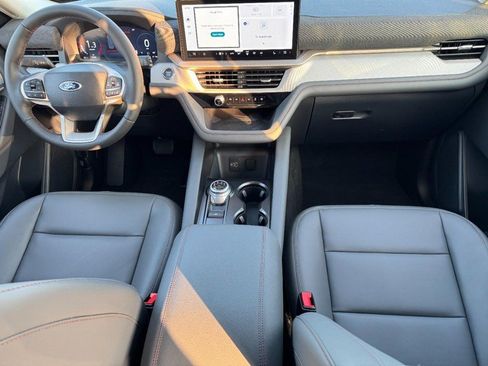 New 2026 Ford Explorer Active w/ Active Comfort Package AWD/4WD image 6