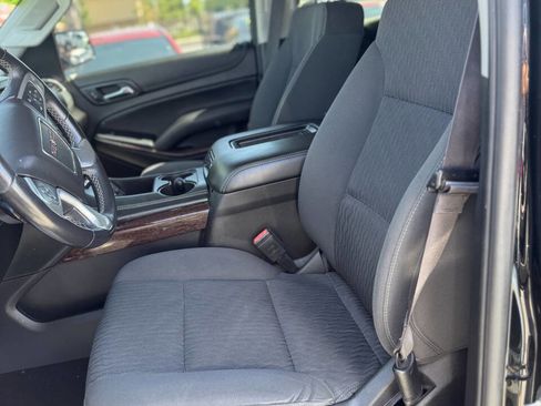 Used 2017 GMC Yukon SLE w/ Convenience Package image 11