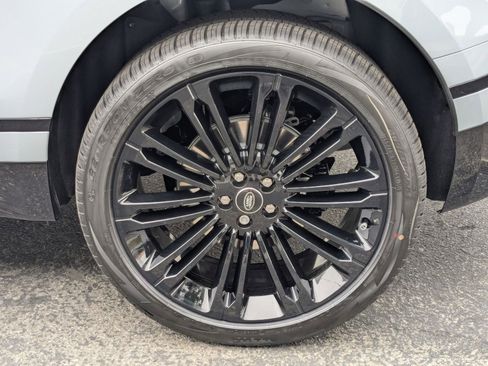 New 2026 Land Rover Range Rover Velar Dynamic SE image 10