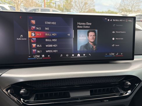 New 2026 BMW 230i Coupe w/ Premium Package image 5