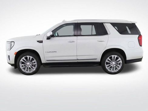 Certified 2023 GMC Yukon SLT w/ SLT Luxury Package AWD/4WD image 34