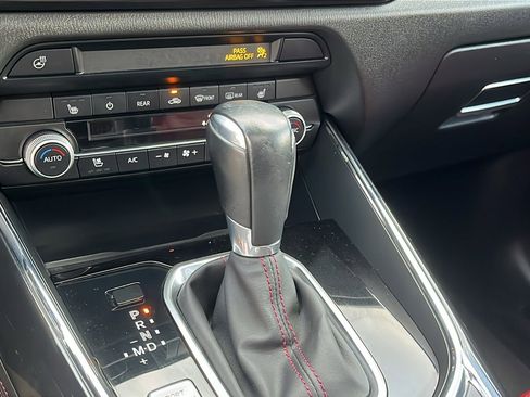 Certified 2023 MAZDA CX-9 Carbon Edition image 17