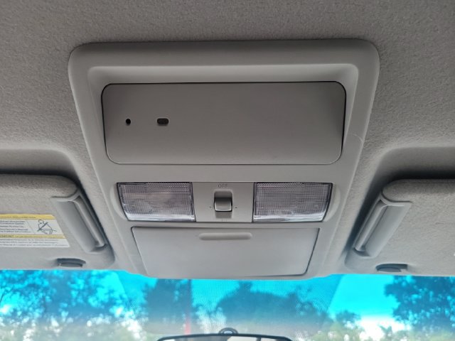 Used 2012 Nissan Frontier SV w/ Sport Appearance Pkg RWD image 30