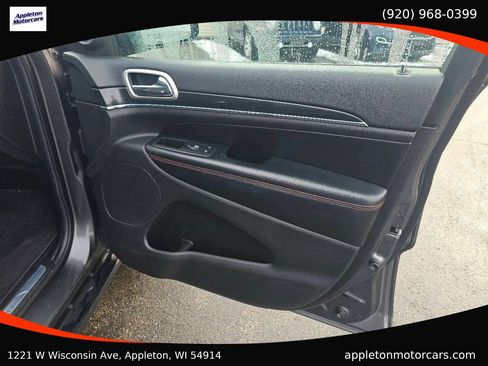 Used 2018 Jeep Grand Cherokee Trailhawk w/ Trailhawk Luxury Group image 29