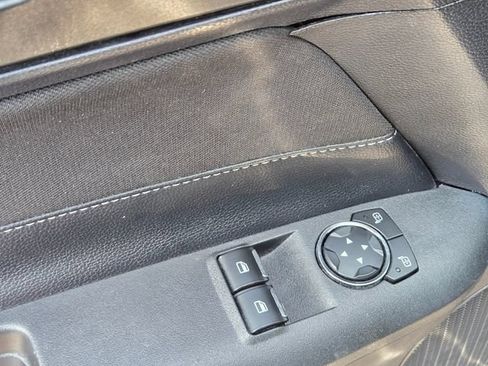 Used 2019 Ford Mustang Coupe w/ Black Accent Package RWD image 11