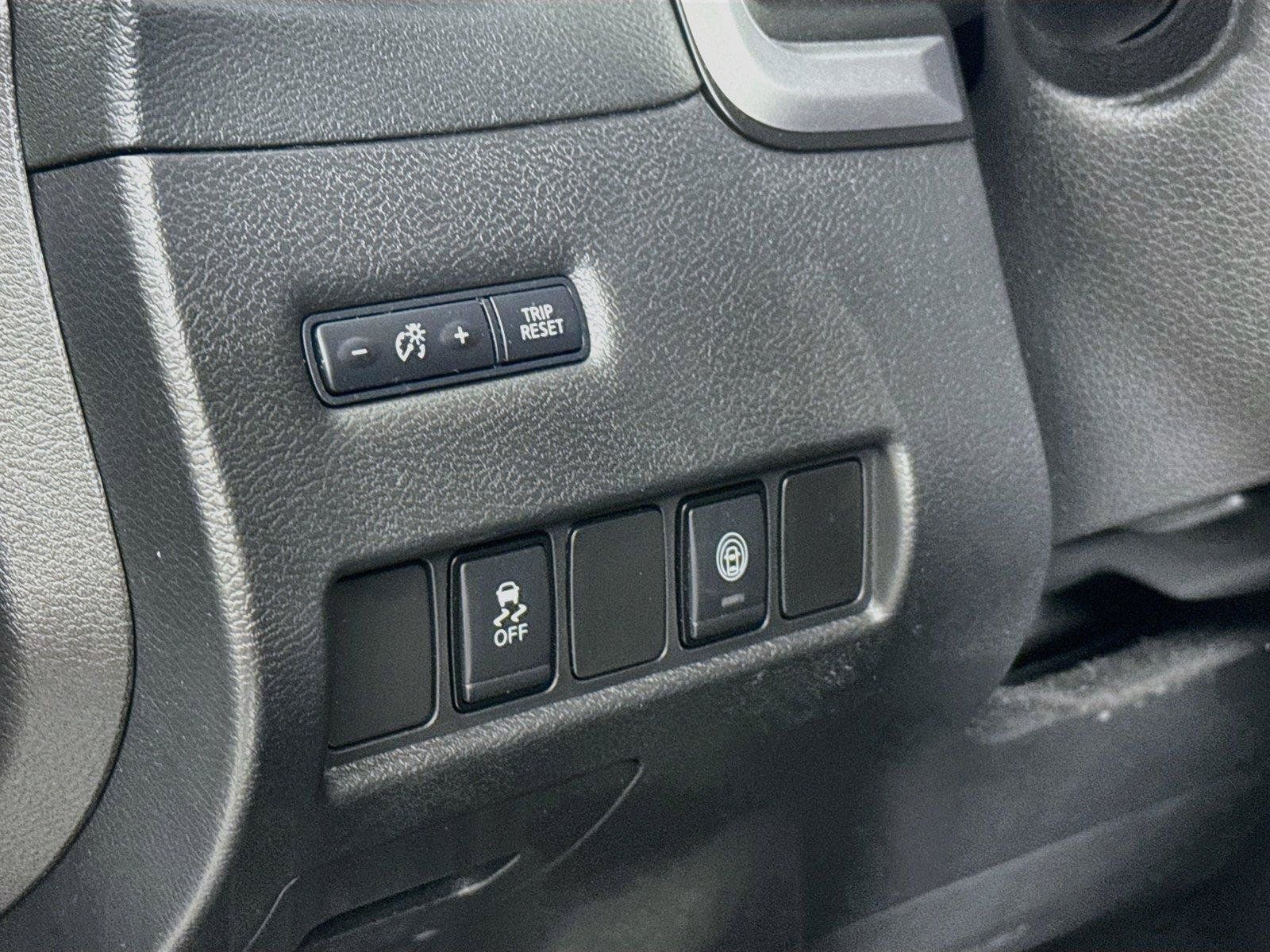 Used 2020 Nissan Murano S w/ Technology Package FWD image 14