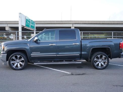 Used 2018 GMC Sierra 1500 SLT w/ Enhanced Driver Alert Package image 2