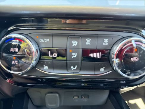 New 2026 Chevrolet Trax LT w/ Driver Confidence Package FWD image 22