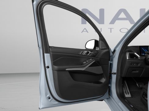 Used 2024 BMW X7 xDrive40i w/ Executive Package AWD/4WD image 7